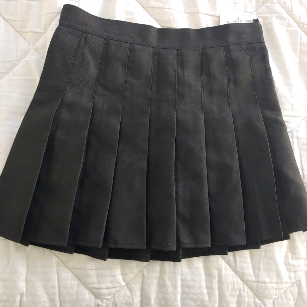 Black Pleated Skirt (Message B4 Buy)